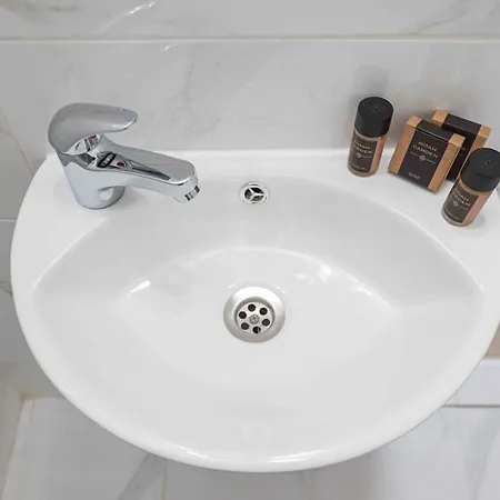 Lifestyle Flora Apartment